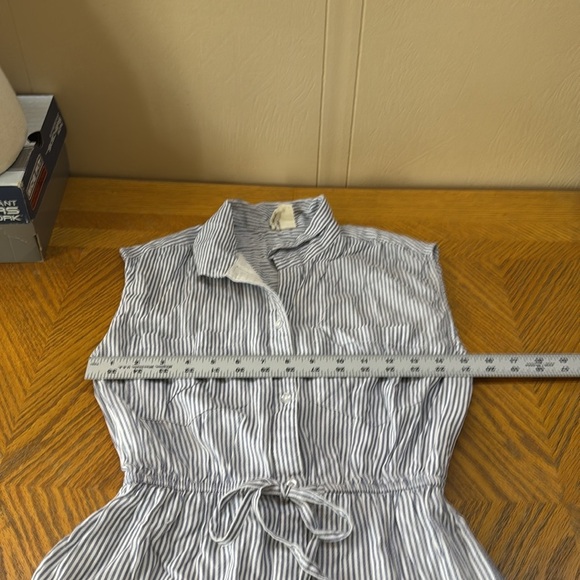 Japna Striped Sleeveless Dress - Picture 9 of 9